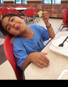 Meet your Posher, Luna